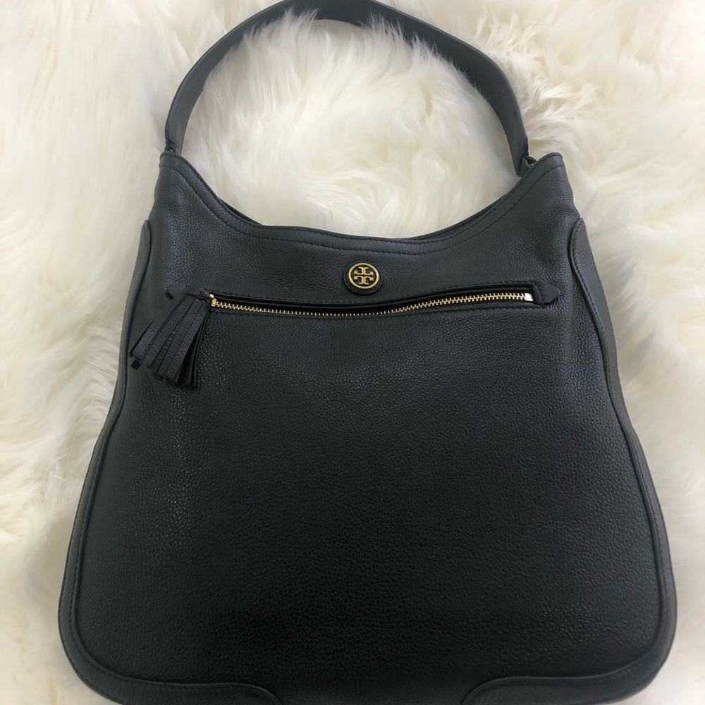 ❌SOLD❌Tory Burch medium black hobo shoulder bag